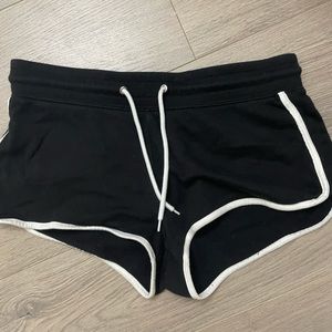 H&M Black and White lined shorts Women